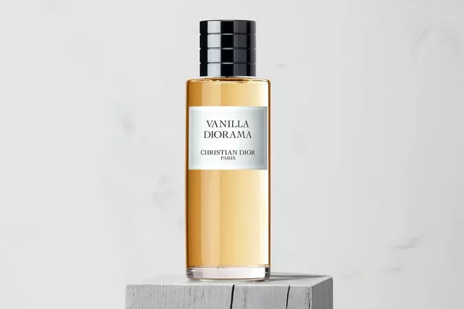 Vanilla Diorama Fragrance Gourmand Perfume | DIOR