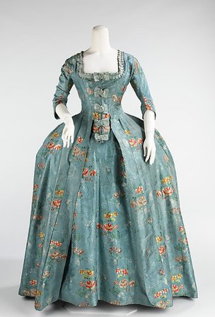 Pandora's: 18th Century Fashion
