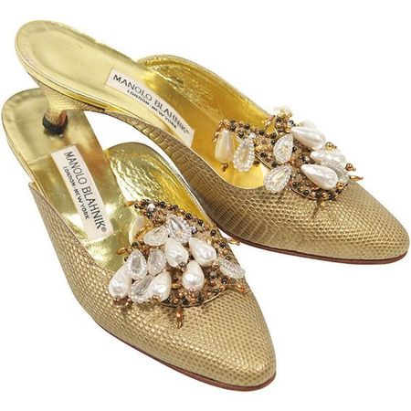 Manolo Blahnik Baroque Gold Tone Heels With Pearl And Bead