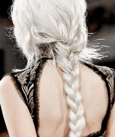 edelgard white hair braid