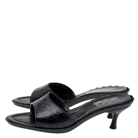 Salvatore Ferragamo Black Gancini Embossed Leather Slide Sandals Size 40 For Sale at 1stDibs