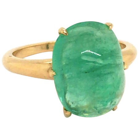 6.7 Carat Cabochon Emerald Claw Set Ring For Sale at 1stDibs