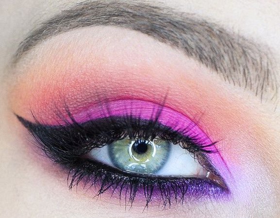 Neon Pink Eyeshadow