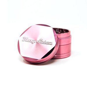 King Size Pink Rolling Papers - Blazy Susan | Denver, CO | Premium Smoking Accessories