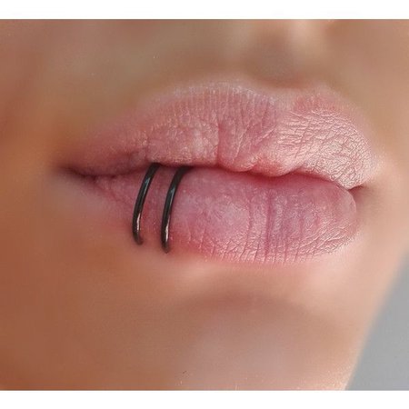 Lip ring