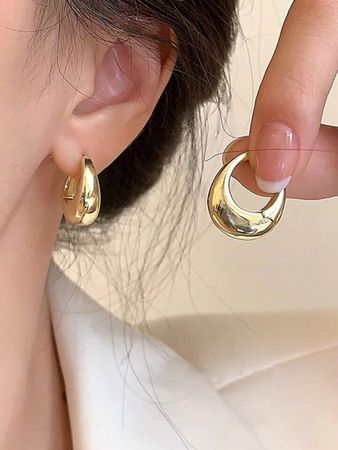 1 Pair Of Elegant & Charming Round Earrings With 0.03Microns Thick 18k Gold Plating On Copper | SHEIN