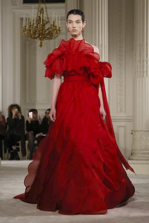 VALENTINO Haute Couture SS 2018