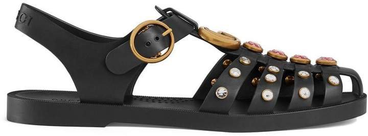 Rubber sandal with crystals