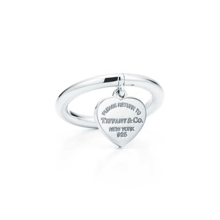 Return to Tiffany™ heart tag ring in sterling silver. | Tiffany & Co.