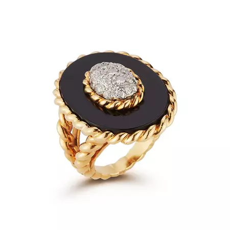Van Cleef and Arpels Onyx and Diamond Ring For Sale at 1stDibs