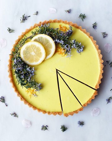 Hana 🌿 Nirvana Cakery on Instagram: “Rosemary Lemon Tart 🌱 I’ve been back baking & creating this week & made this tart for you! Light, fresh, zesty, everything you’d expect…”
