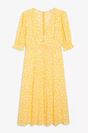 Puff sleeve midi dress - Yellow floral - Midi dresses - Monki ES
