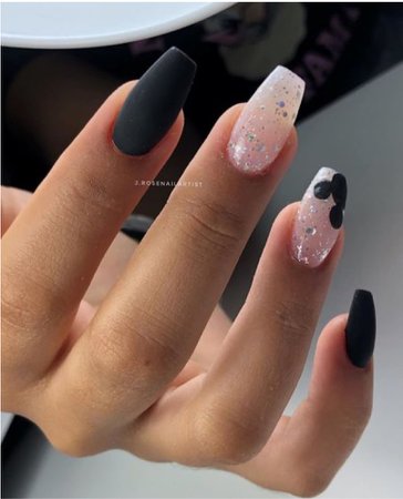 Mickey nails
