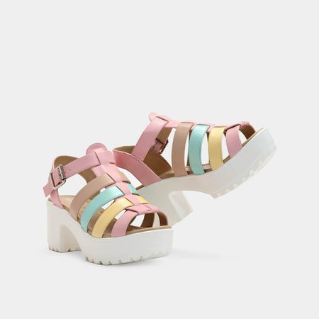 SII Strappy Kawaii Cleated Sandals | Koi
