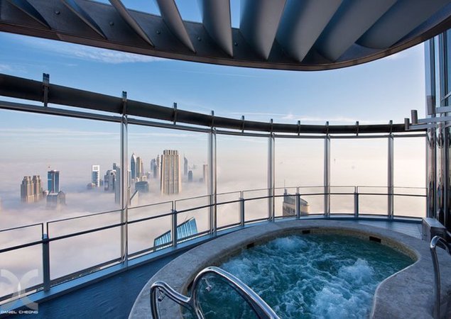Dubai hot tub