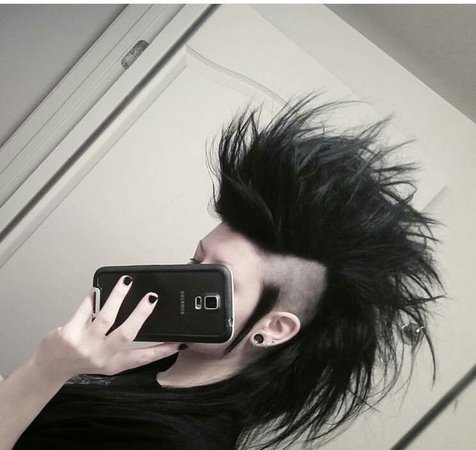 long mohawk long deathhawk ♡ | Punk hair, Goth hair, Deathhawk