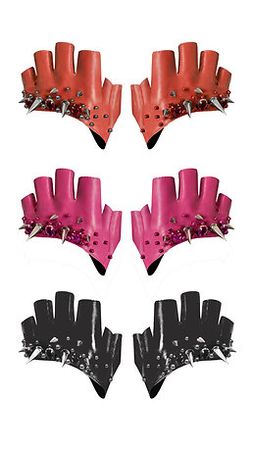 SPIKES. Gloves | Romain Thevenin