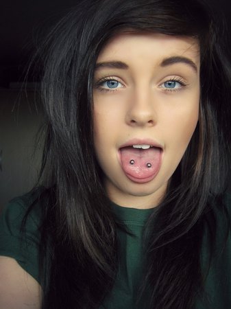 Girl with venom piercing. | piercing, Piercings og tongue