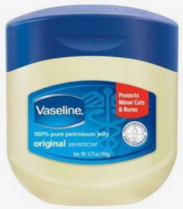 vaseline petroleum jelly lip gloss chapstick lips skin care protectant product beauty cosmetic