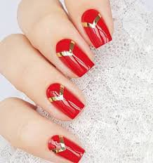 red and gold nails -