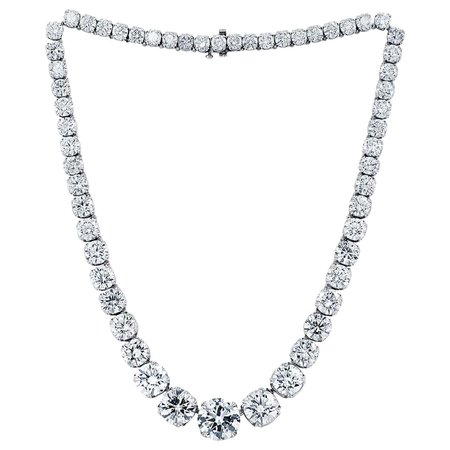 Platinum 95.00 Carat Diamond Tennis Necklace For Sale at 1stDibs