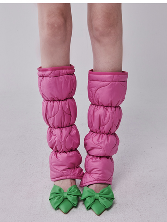 the centaur quilted leg warmers pink