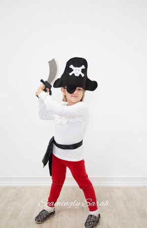 Child Pirate Costume 2