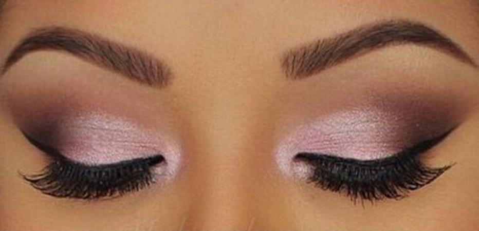 pink eye shadow