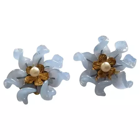 Louis ROUSSELET, Old clip-on Earrings, in glass, FRANCE 1940 For Sale at 1stDibs
