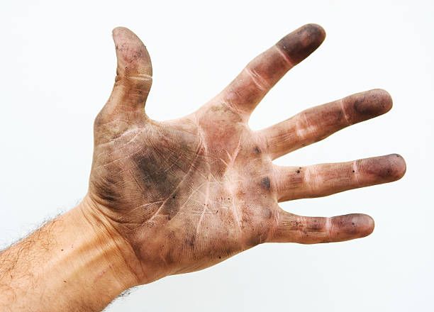 dirty hand
