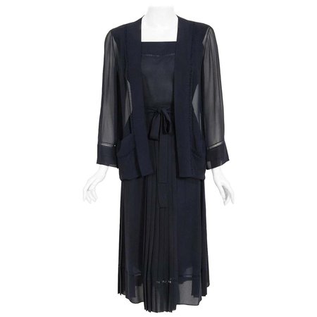 Vintage 1974 Christian Dior Haute Couture Documented Navy Pleated Silk Dress Set For Sale at 1stDibs
