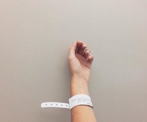 30 images about hospital au. on We Heart It | See more about aesthetic, hospital and white