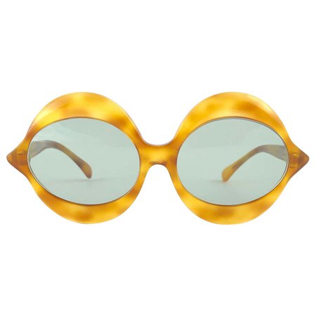 Pierre Cardin Vintage Kiss Medium C18 Sunglasses, 1960s For Sale at 1stDibs