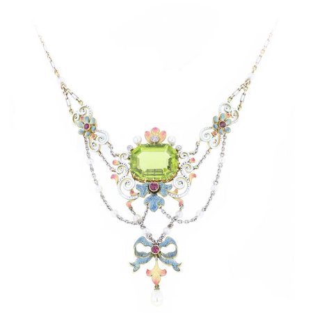 Art Nouveau Peridot Enamel Pearl Necklace For Sale at 1stdibs