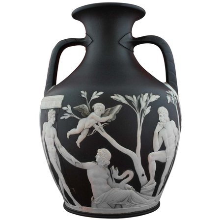 First Edition Portland Vase, Wedgwood, circa 1793 For Sale at 1stDibs
