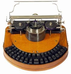 Hammond 1 typewriter - 1885