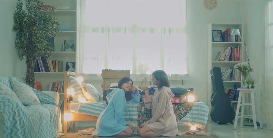 ‘Cause You’re My Star’ MV - Bora & Somi Scene