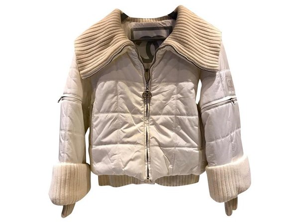 Chanel Puffy jacket Coats, Outerwear Polyamide White ref.157116 - Joli Closet