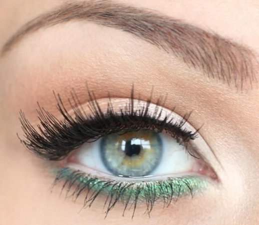 brown green eyeshadow