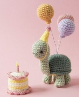 birthday turtle crochet