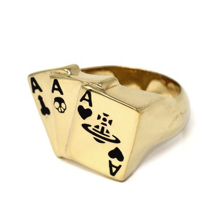Vivienne Westwood Marvin Card Gold Ring