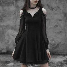 (18) Pinterest black gothic dress