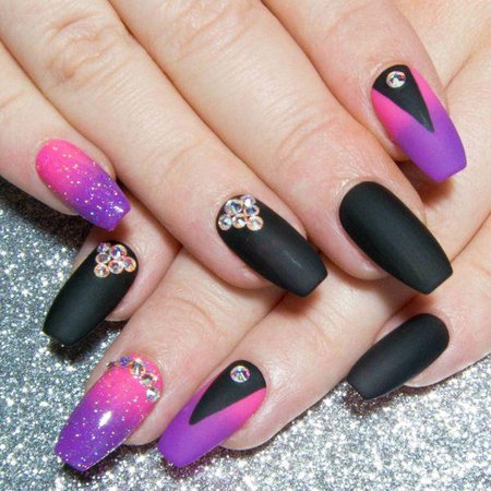 neon-pink-purple-matte-black-ab-crystals-all-shapes-false-nails_556.jpg (600×600)