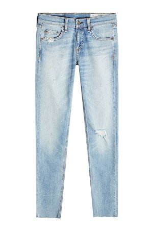 Distressed Jeans with Cropped Ankle Gr. 31