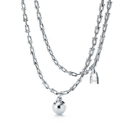 Tiffany City HardWear wrap necklace in sterling silver. | Tiffany & Co.