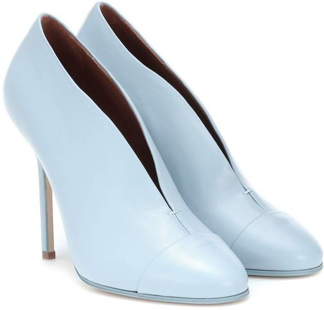 Refined Pin leather pumps