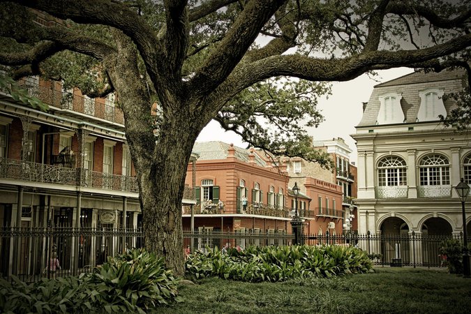 Destination City: The Beauty of the French Quarter - New Orleans