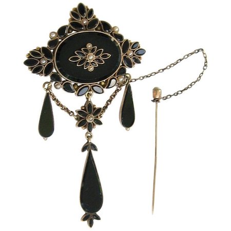 victorian mourning  brooch