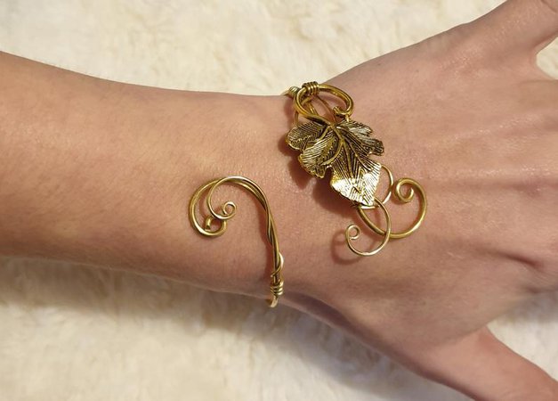 Ivy leaf GOLD wedding handfasting cuff bracelet vine larp | Etsy