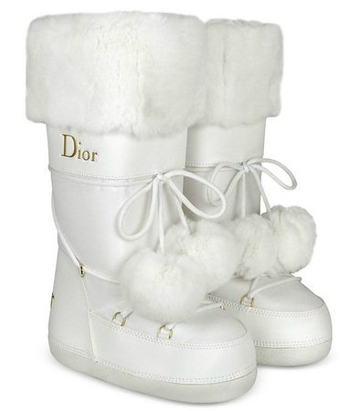 dior winter fuzzy moon boots